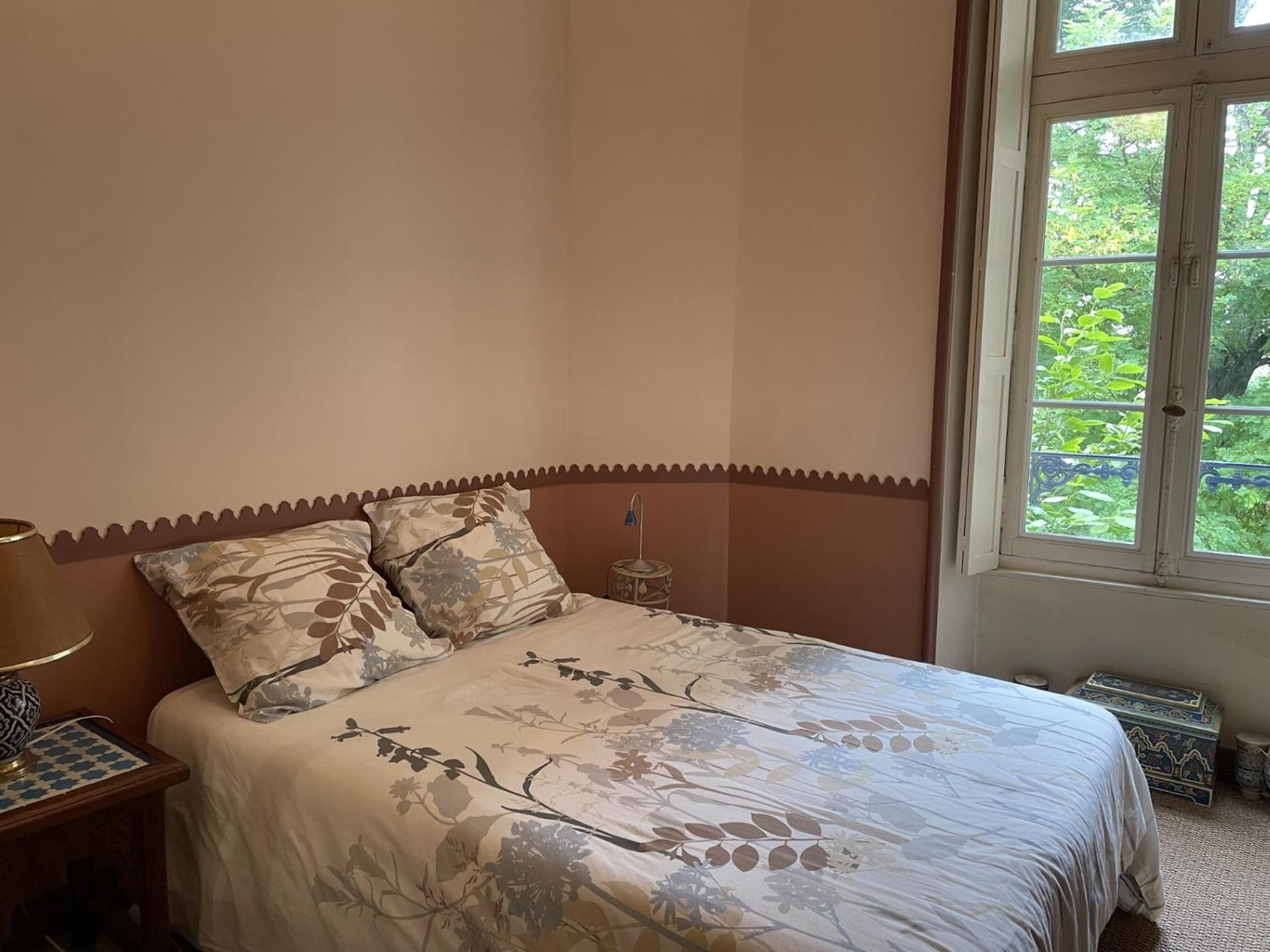 France Petit Château Loué Extérieur photo